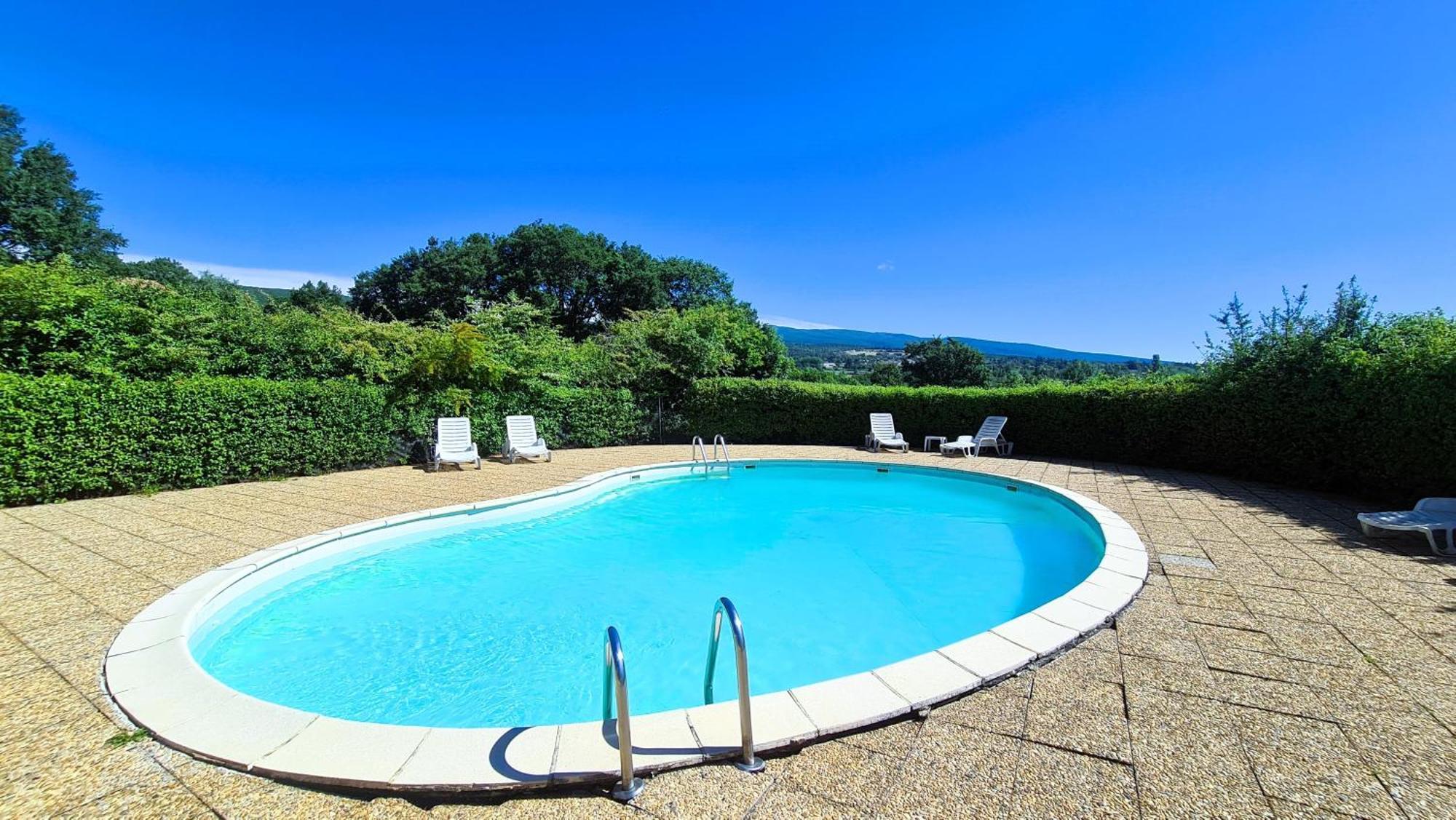 ホテル Angeprovence Saint-Étienne-les-Orgues エクステリア 写真
